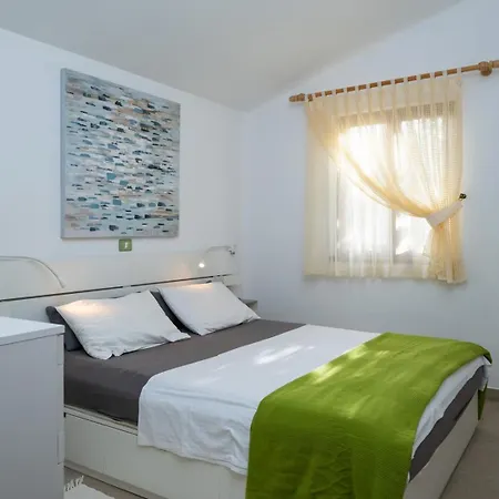 Bizjak 4* Vinkuran